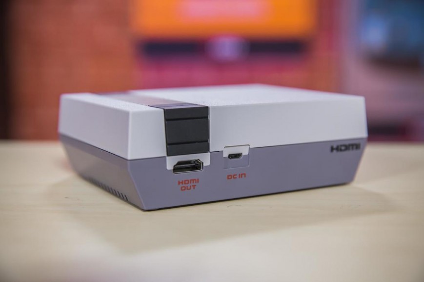 Смотрим на NES Classic Mini поближе
