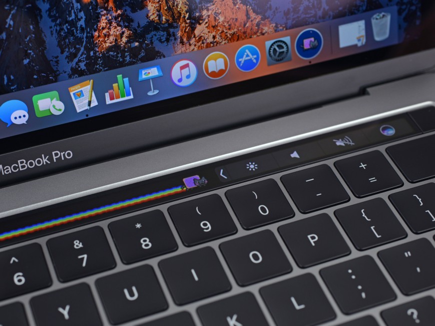 MacBook Pro с OLED-тачбаром признали непригодным для ремонта