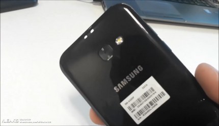 Samsung Galaxy A5 (2017) показался на фото и видео