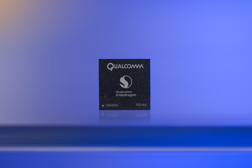 Qualcomm представила продвинутый чип Snapdragon 450 для смартфонов среднего класса