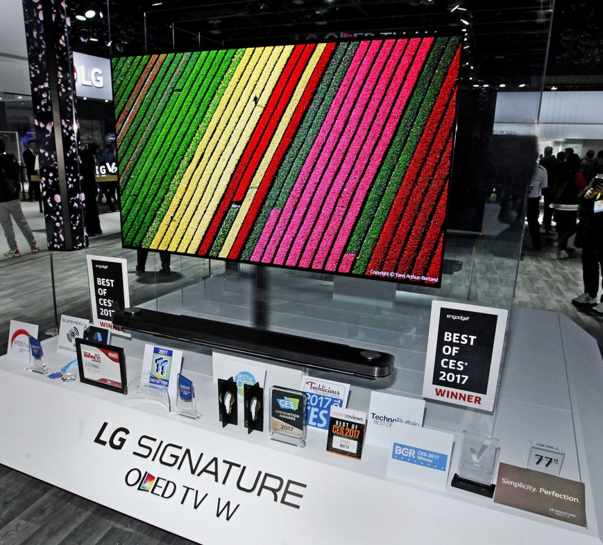 77-дюймовый LG Wallpaper TV предлагается за 20 тысяч долларов