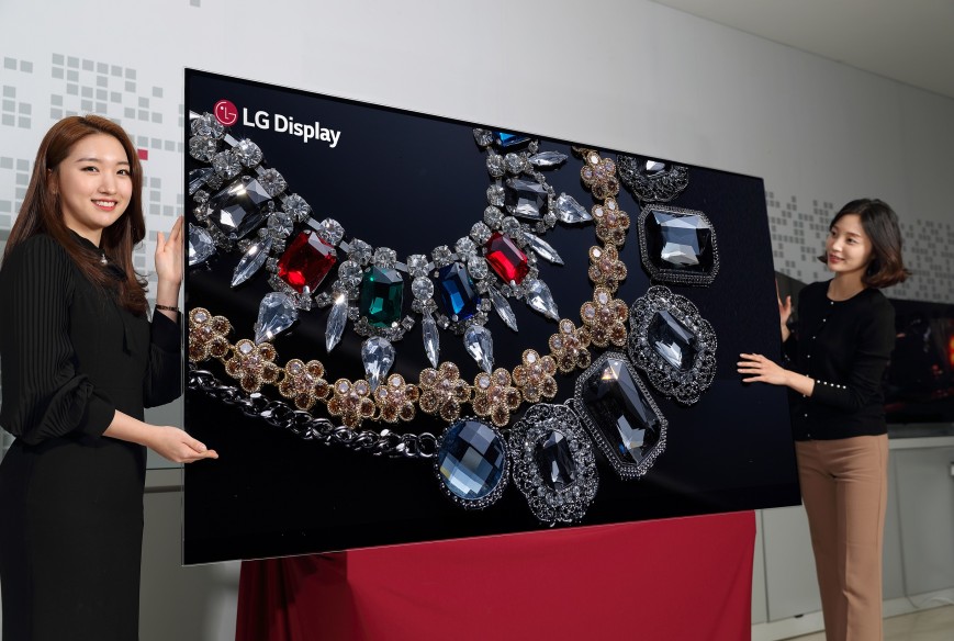 LG представила первый в мире 88-дюймовый OLED-дисплей с разрешением 8K