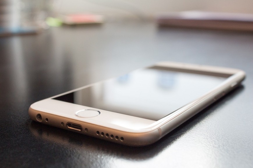 Цифра дня: Сколько требует москвич с Apple за замедление iPhone?