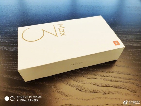 Глава Xiaomi рассекретил гигантский Mi Max 3 накануне анонса