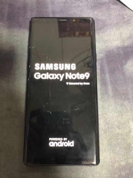 Работающий Samsung Galaxy Note 9 впервые показался на фото