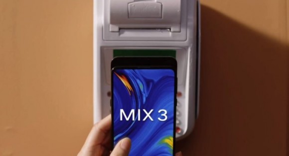 Xiaomi показала свой смартфон-слайдер в работе