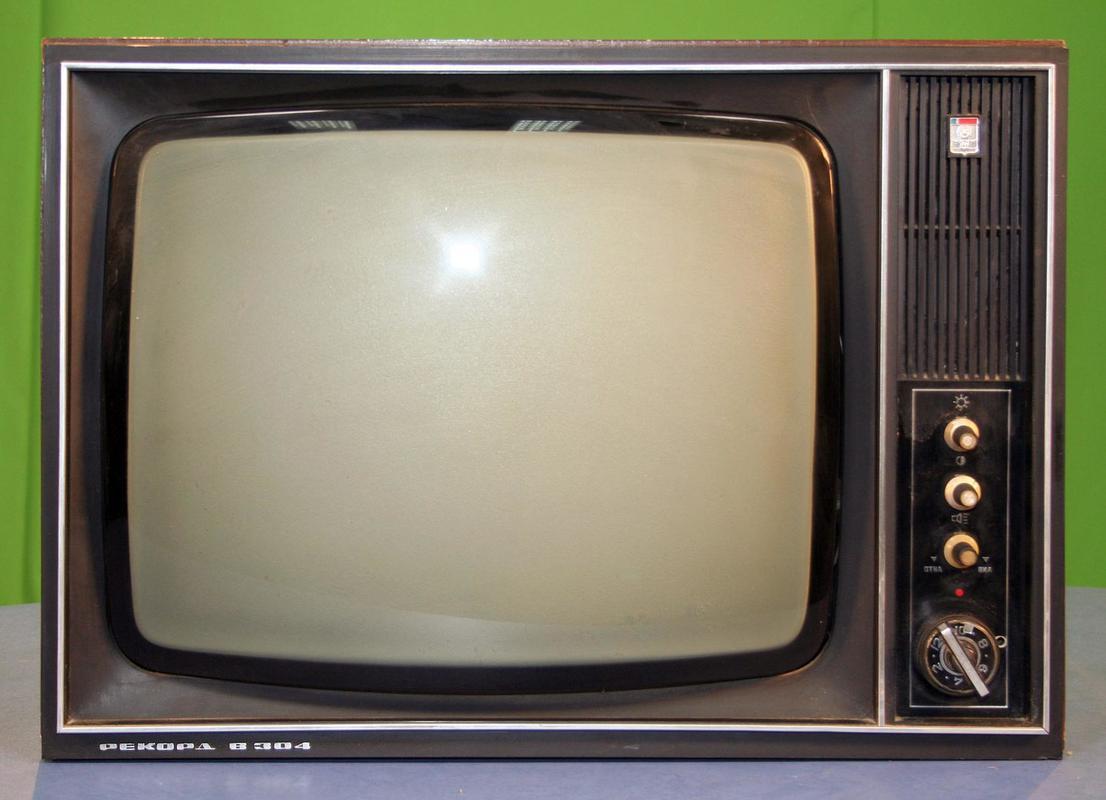 Отключение аналогового ТВ в России отложено на год
