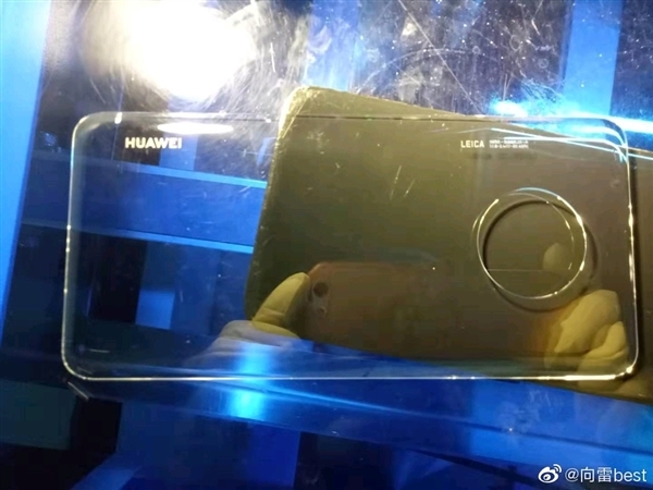 Осенний суперфлагман Huawei с круглой четверной камерой рассекречен