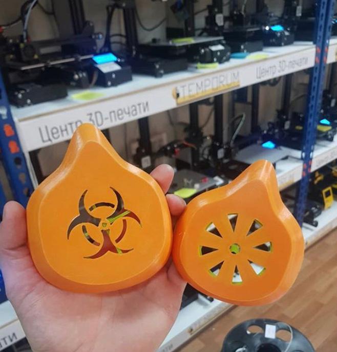 В России медицинские маски начали печатать на 3D-принтере