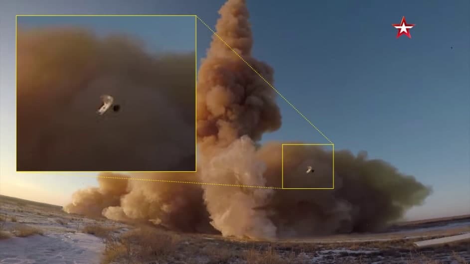 Во время пуска от новой российской противоракеты отлетел обломок