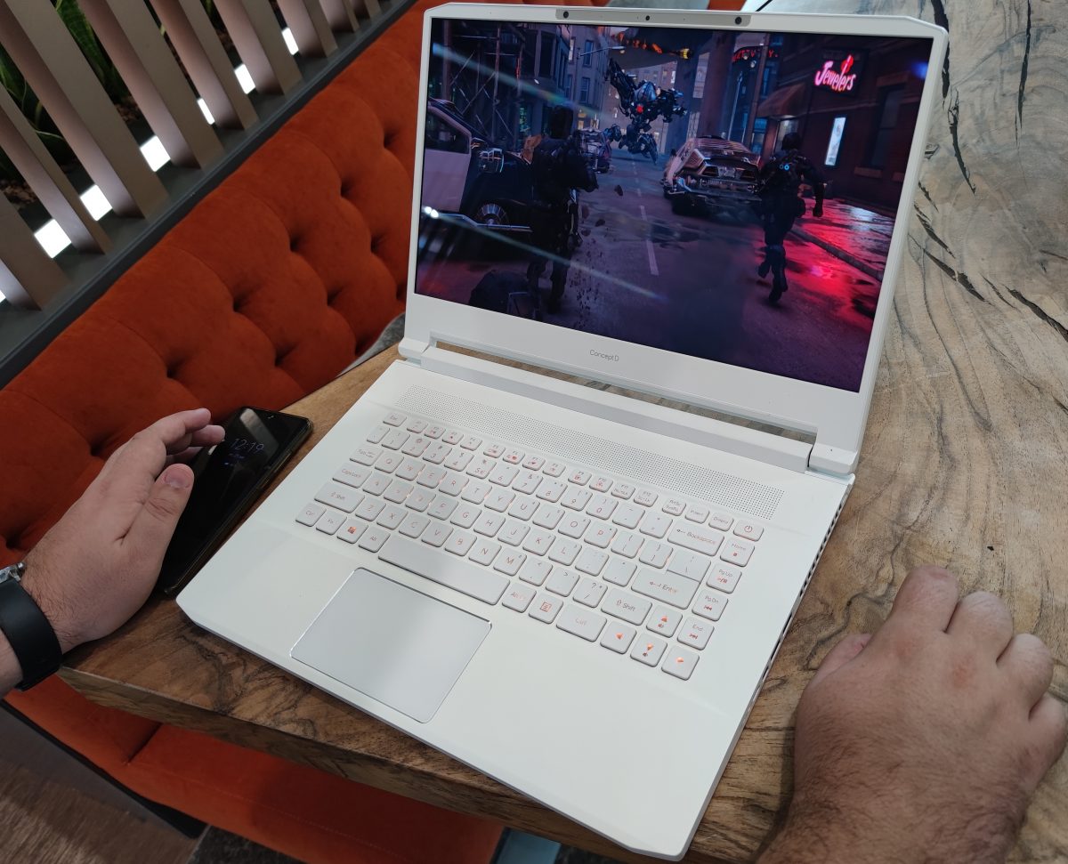 Acer показали ноутбук с настоящим 3D, не требующим специальных очков