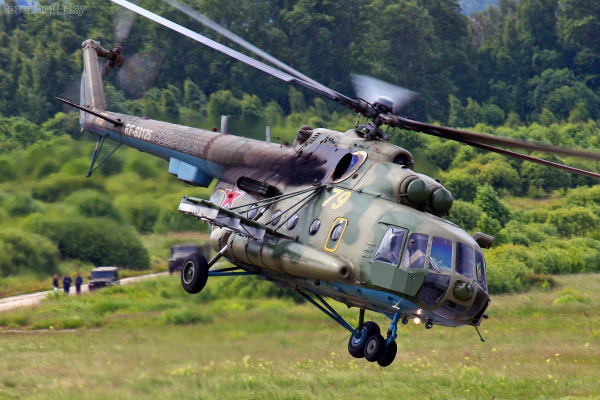 На видео показали необычное испытание российского военного вертолёта на прочность