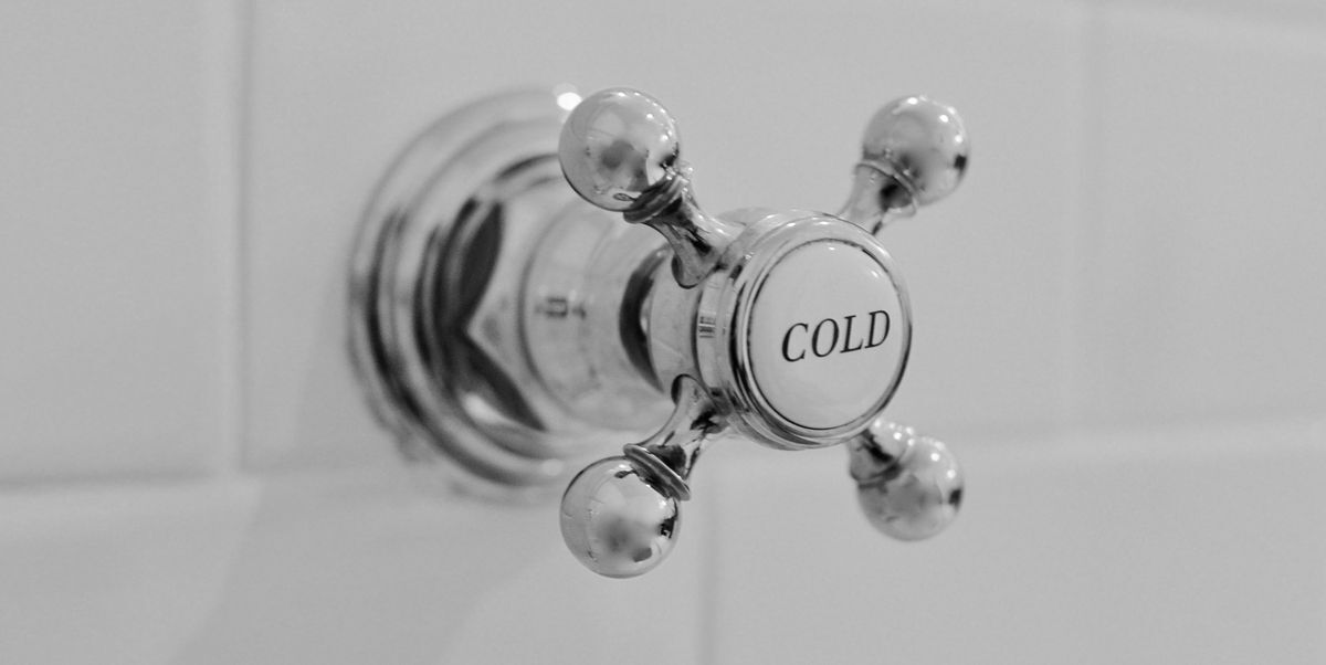 Учёные доказали, что холодный душ улучшает работу мозга