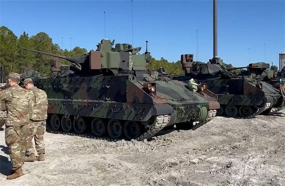 Американских военных оснастили улучшенной версией боевой машины Bradley