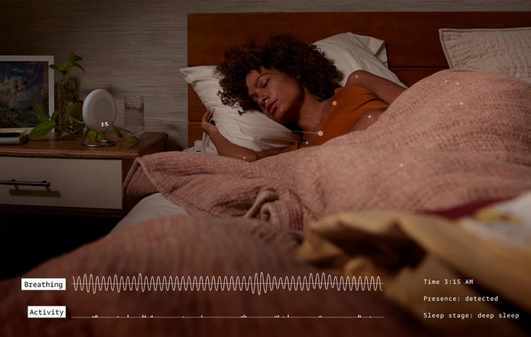 Представлен «умный» будильник с бесконтактным отслеживанием сна