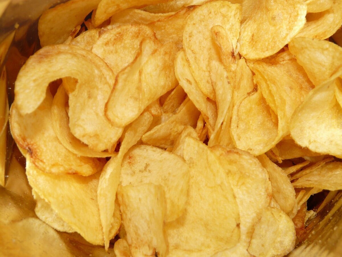 Доказано: чипсы, картофель фри, мороженое и подобные продукты вызывают привыкание